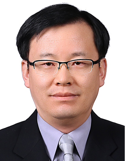 Researcher Lee, Jinwook photo