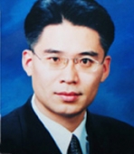 Researcher Shin, Dong Il photo