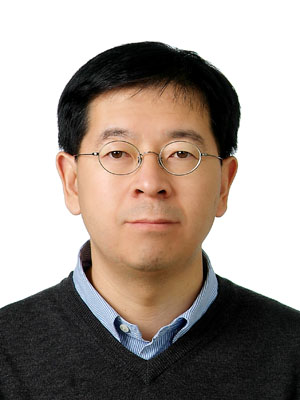 Researcher Bae, Woong Kyoo photo