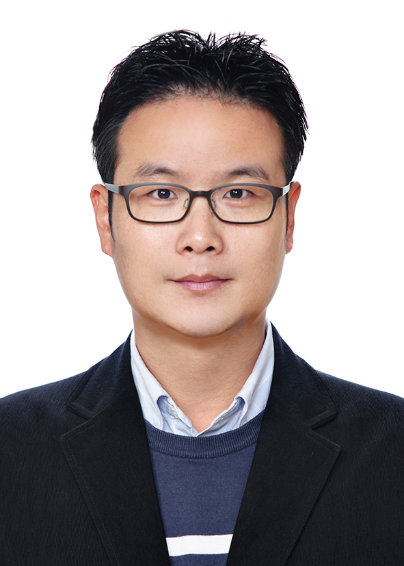 Researcher Kim, Seong Moon photo