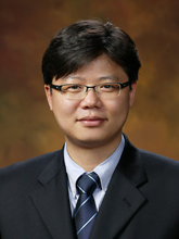 Researcher Lee, Hong Jin photo