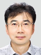 Researcher Kang, Won Ku photo