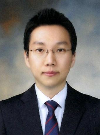 Researcher Yoon, Jong won photo