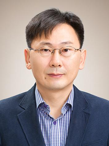 Researcher Hong, Ser Gi photo