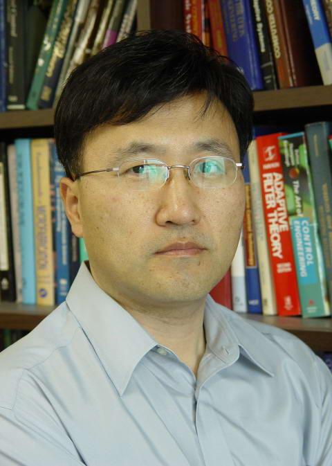 Researcher Huh, Kunsoo photo