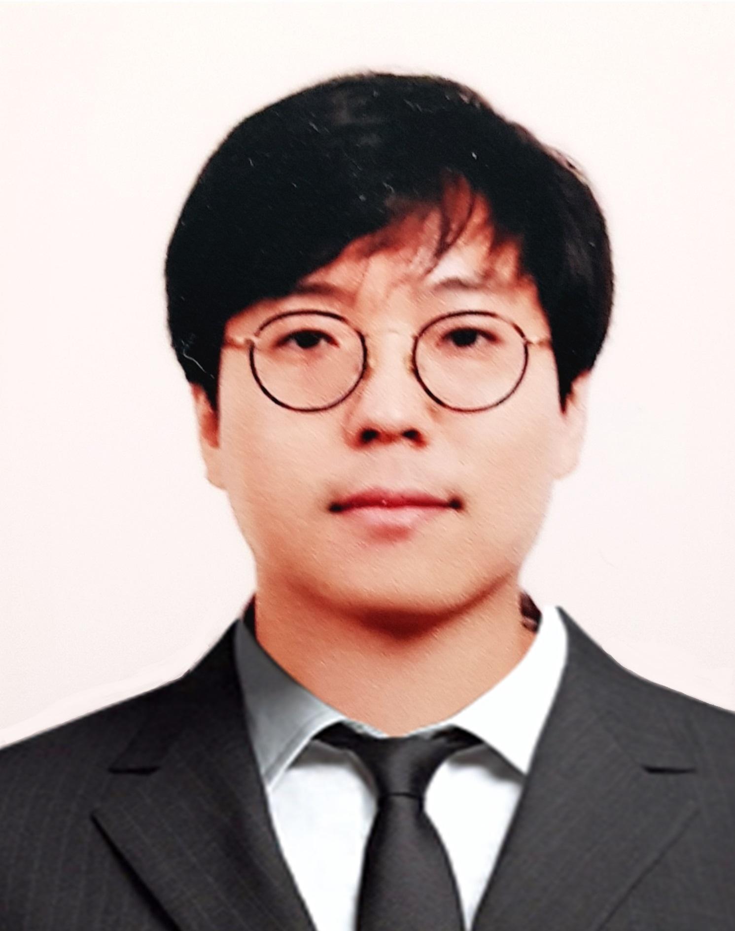 Researcher Lee, Byunghun photo