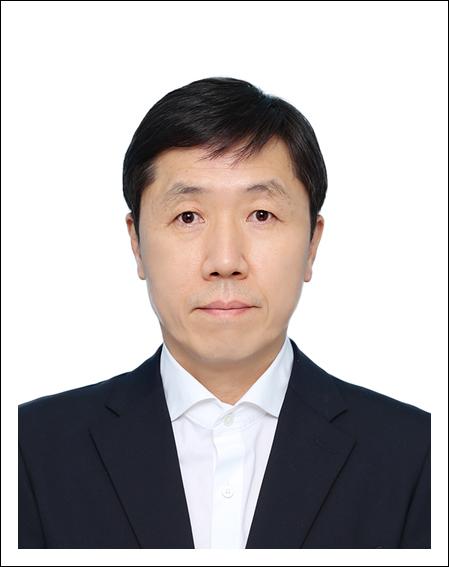 Researcher Hwang, Woochang photo