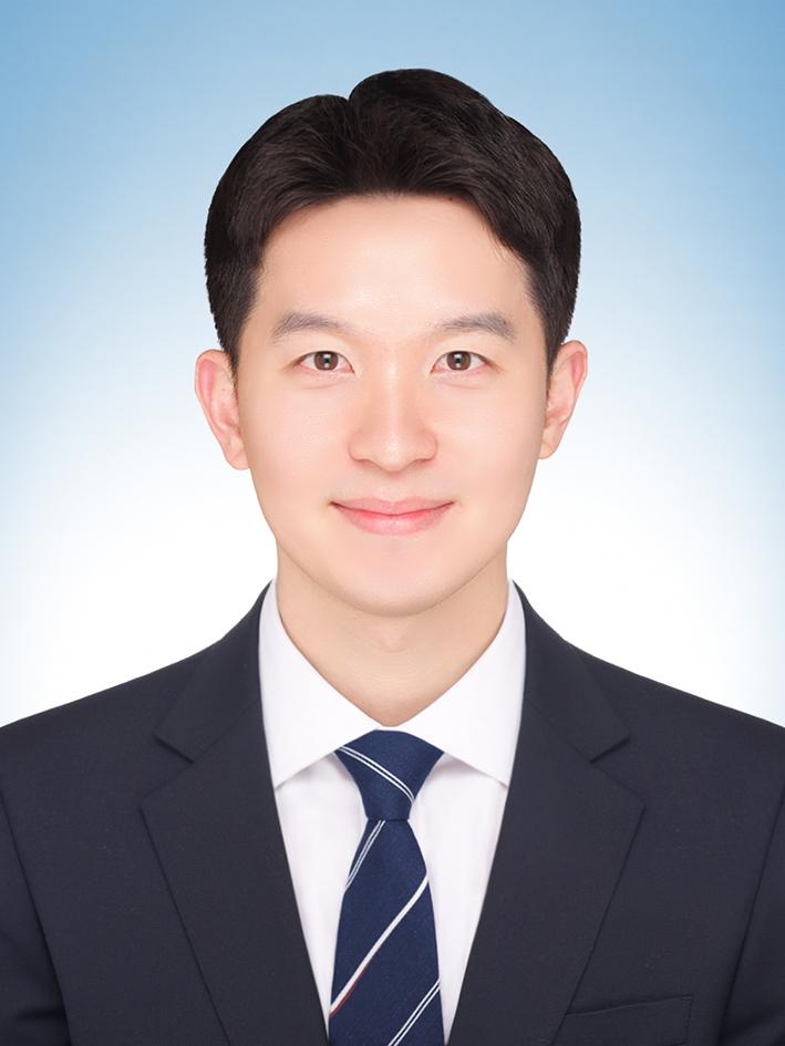 Researcher Lee, Jeonghyo photo