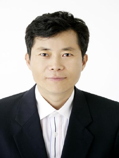 Researcher Kim, Hyeongdong photo
