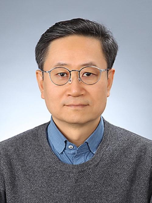 Researcher Kim, Yong seok photo