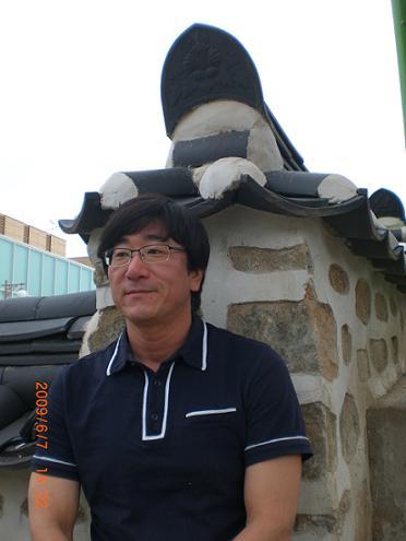 Researcher YIM, Jong woo photo