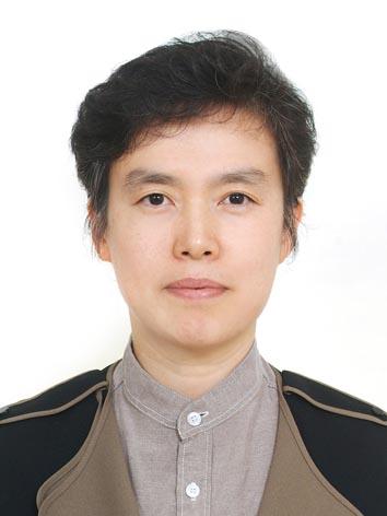Researcher Seo, Shin hye photo