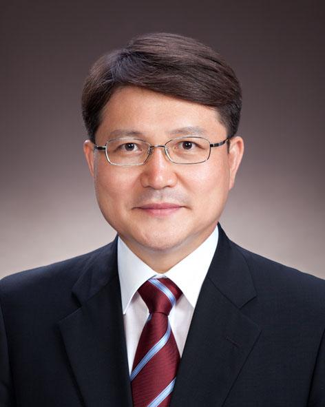 Researcher Kim, Yong Kyun photo