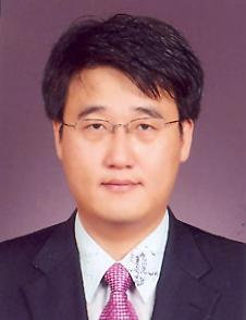 Researcher Hwang, Sung Gi photo