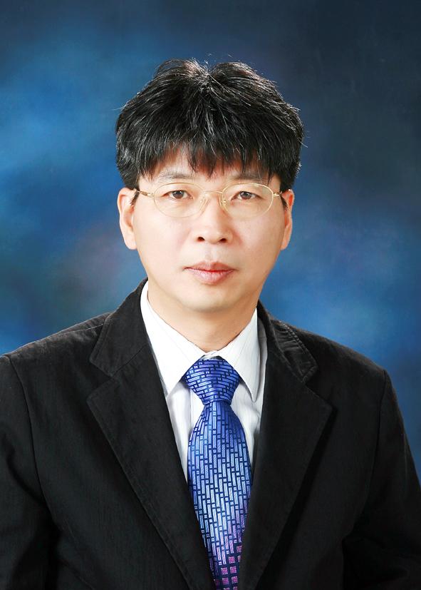 Researcher Kim, Chul Geun photo
