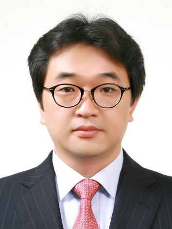 Researcher Lee, Won Moo photo