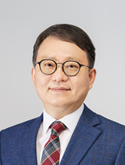 Researcher Lee, Byong Taek photo