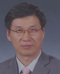 Researcher Lee, Youn Jai photo
