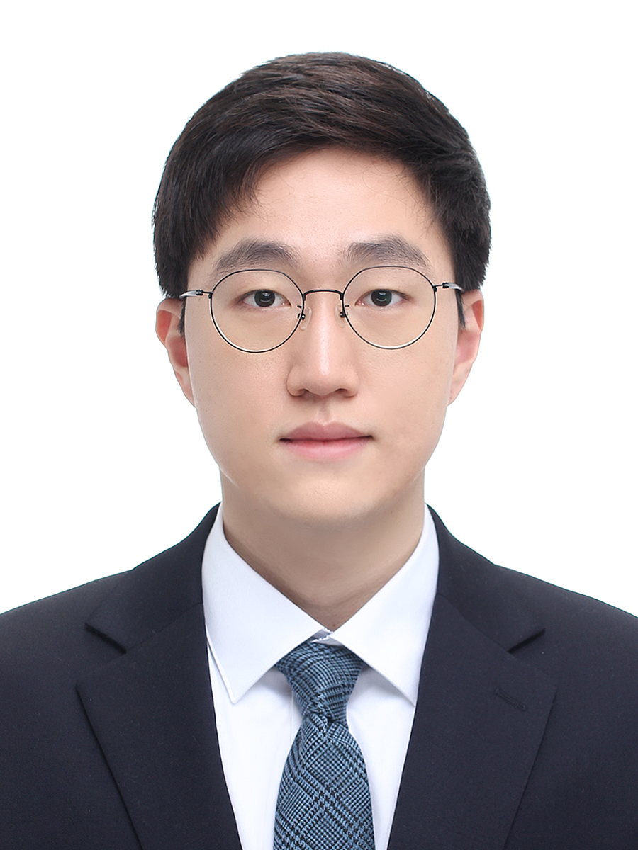 Researcher Hwang, Young-Ha photo